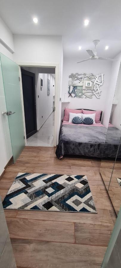Apartman Julija 1 里耶卡 外观 照片