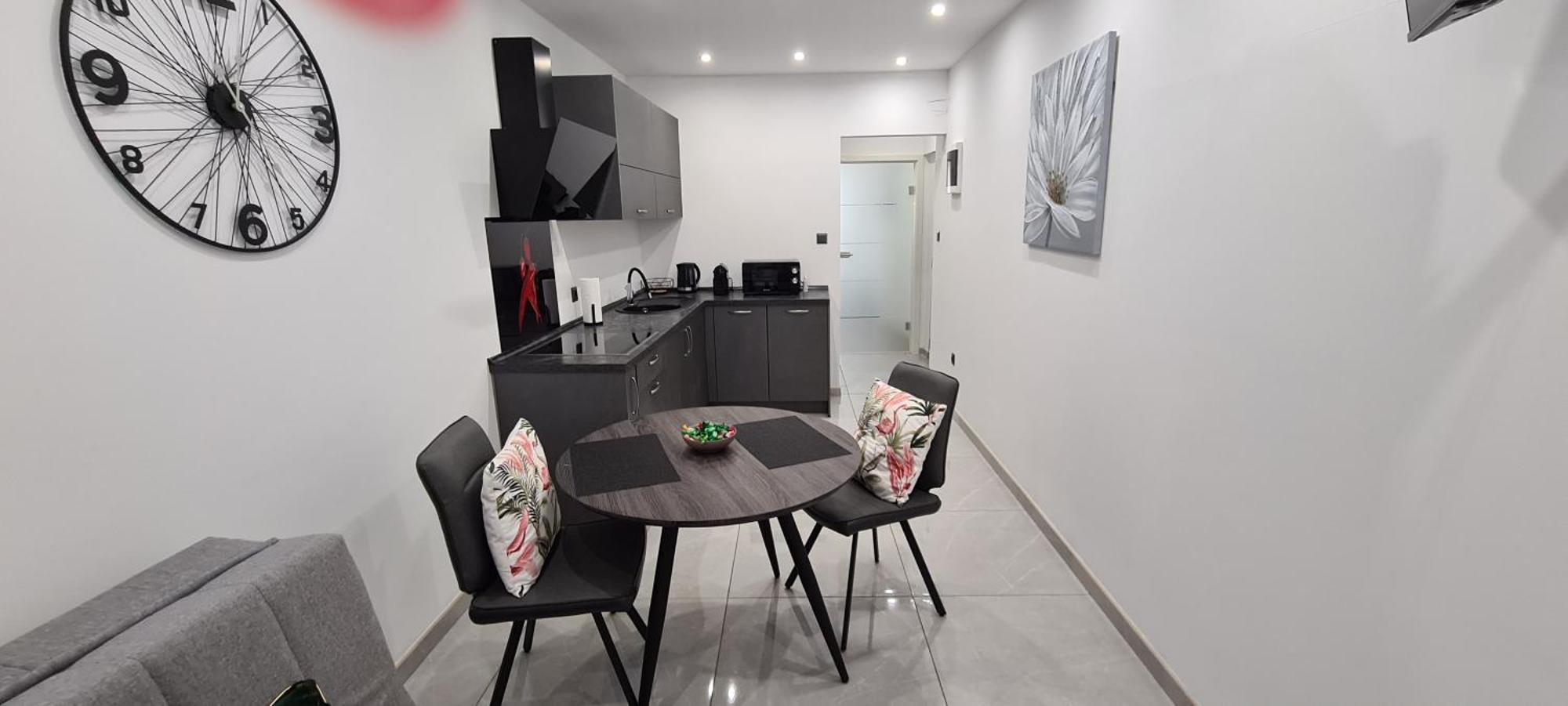 Apartman Julija 1 里耶卡 外观 照片